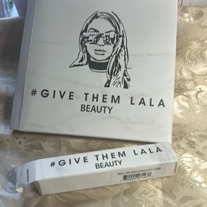 Give Them LALA BEAUTY  eyeshadow palette & lip gloss